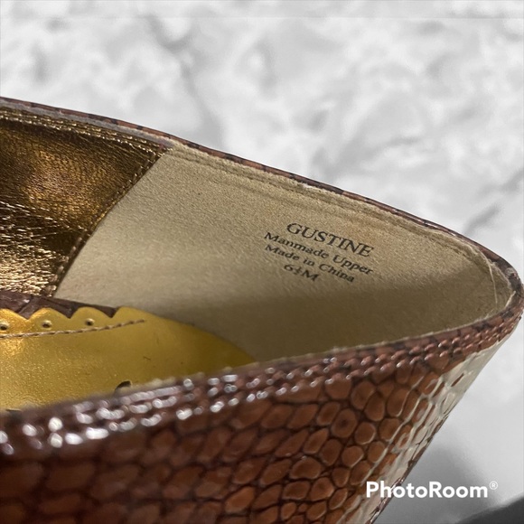 J. Renee Brown Snakeskin Patterned Shoes - Picture 9 of 9